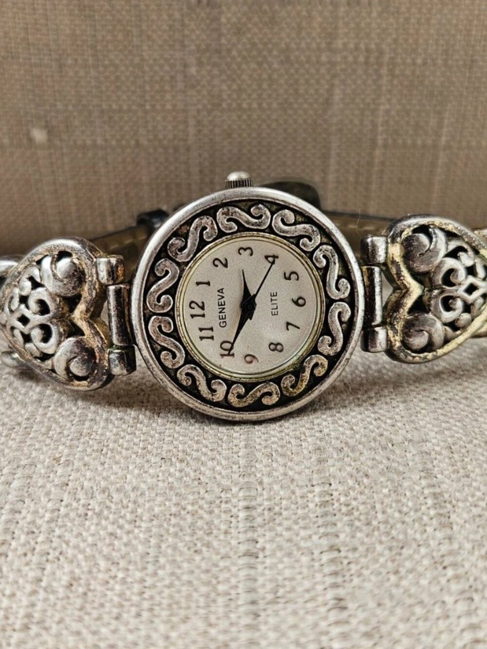 Vintage Geneva Ladies Wristwatch Silver Tone Case Black Strap Quartz Watch